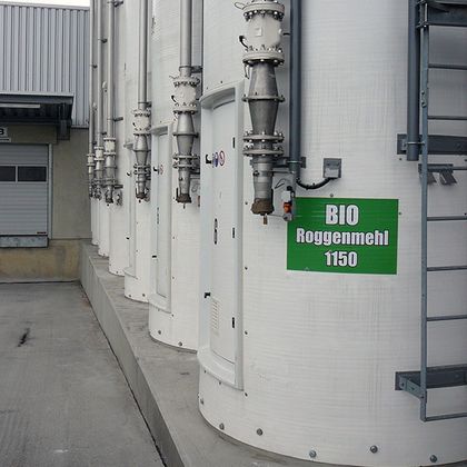 Food-grade AKO pinch valves used for filling silos