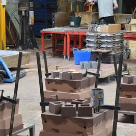 Pinch valves from AKO in the production of casting moulds