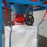 Mechanical pinch valve controls the filling of big bags