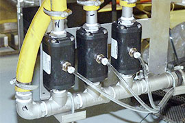 Companies in the plastics industry rely on solutions using pinch valves