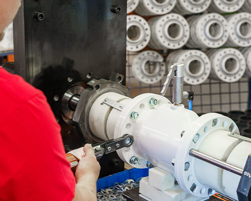 Pinch valves at the final assembly stage